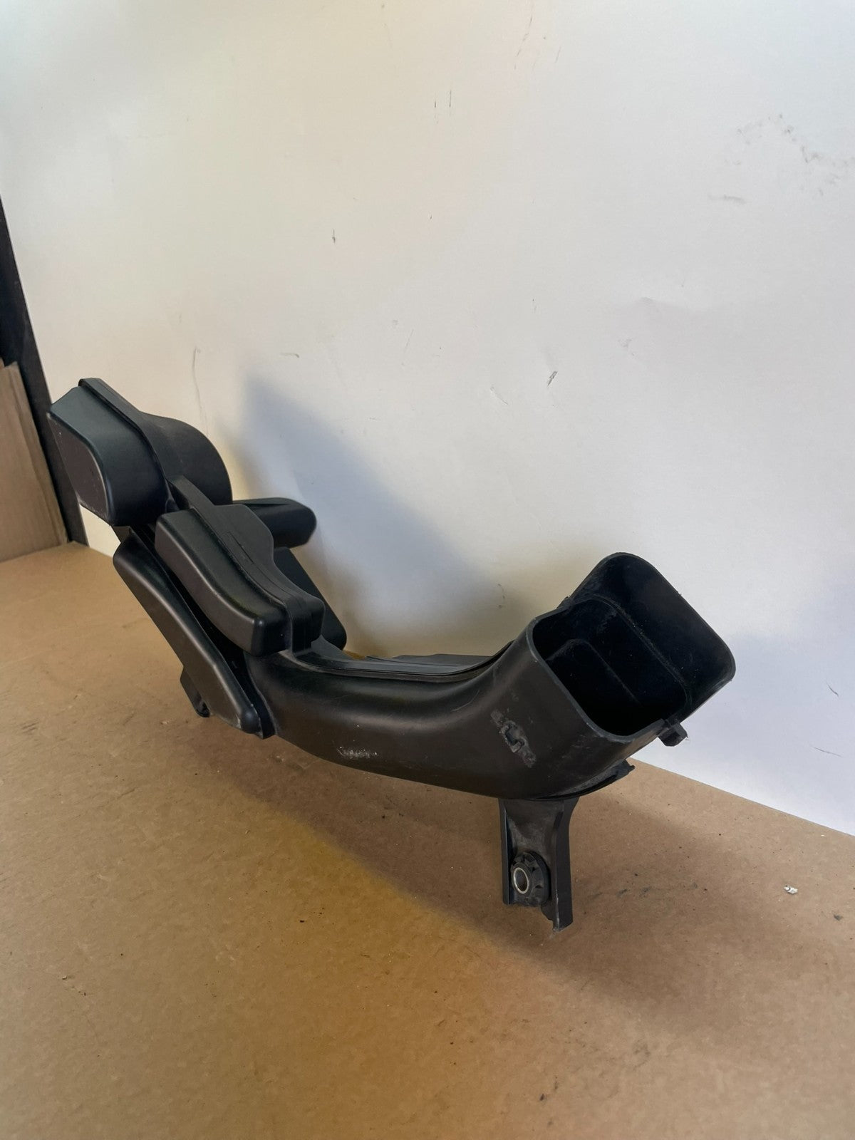 2014 to 2020 Nissan Rogue Air Intake Duct Tube AG3039 DG1