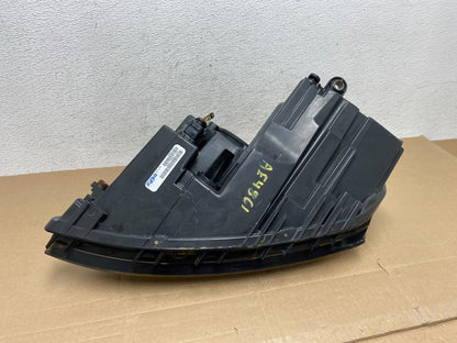 2011 to 2014 Volkswagen Jetta Right Passenger RH Headlight Halogen AE4861 DW7