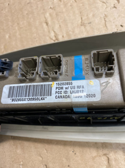 2003-2006 Chevrolet Silverado Right Passenger RH Window Switch AJ1290 DW3