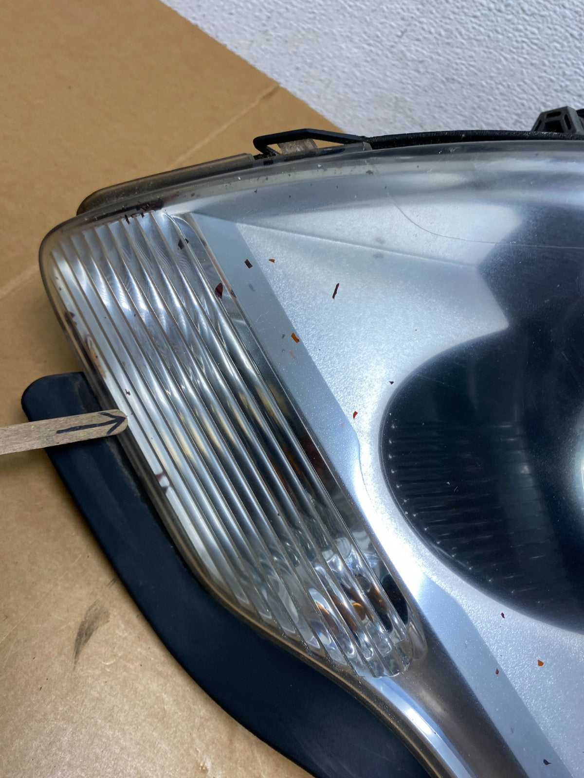 2007 to 2012 Gmc Acadia Halogen Headlight Left Driver LH Side AD8970 DW6