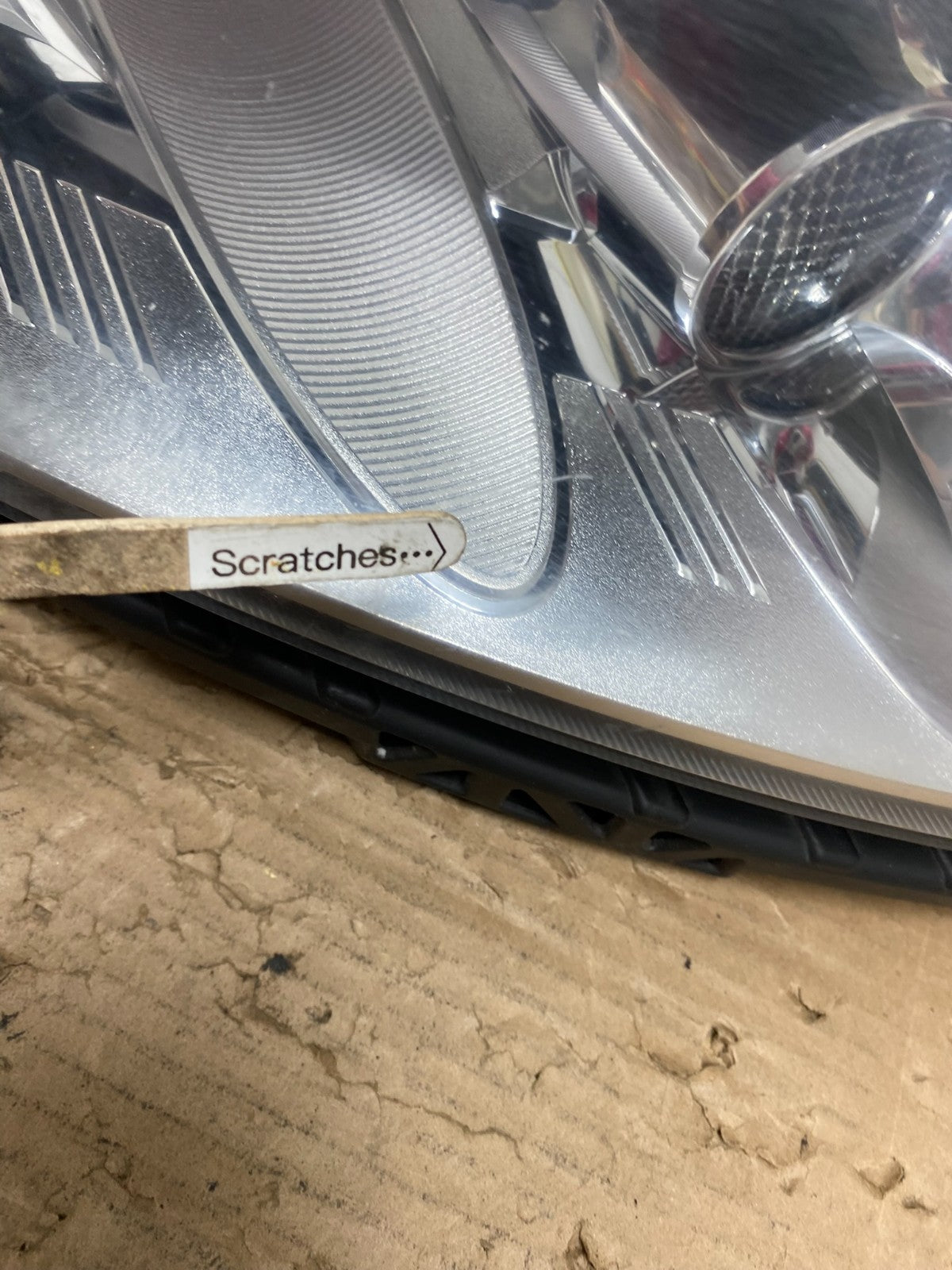 2010 to 2012 Lincoln MKZ HALOGEN Right Passenger Side Headlight AD4372 DW3