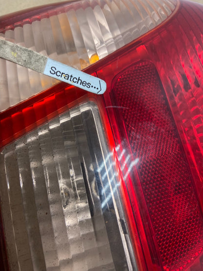 2000 to 2002 Toyota Echo Left Driver LH Side Tail Light AB8218 DG3