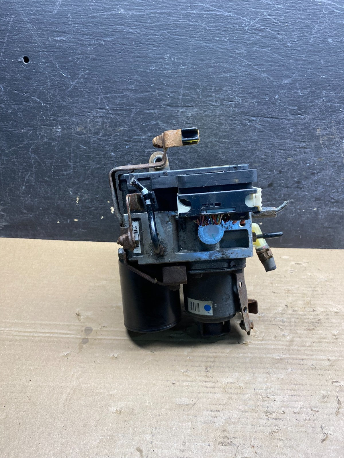 2004 - 2009 Toyota Prius ABS Brake Pump Anti Lock Module AI7481 DG4