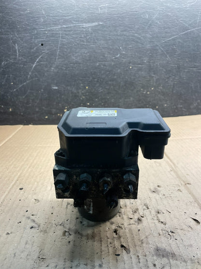 2013 Ford F250 SD ABS Anti Lock Brake Pump Module X1009 DG1