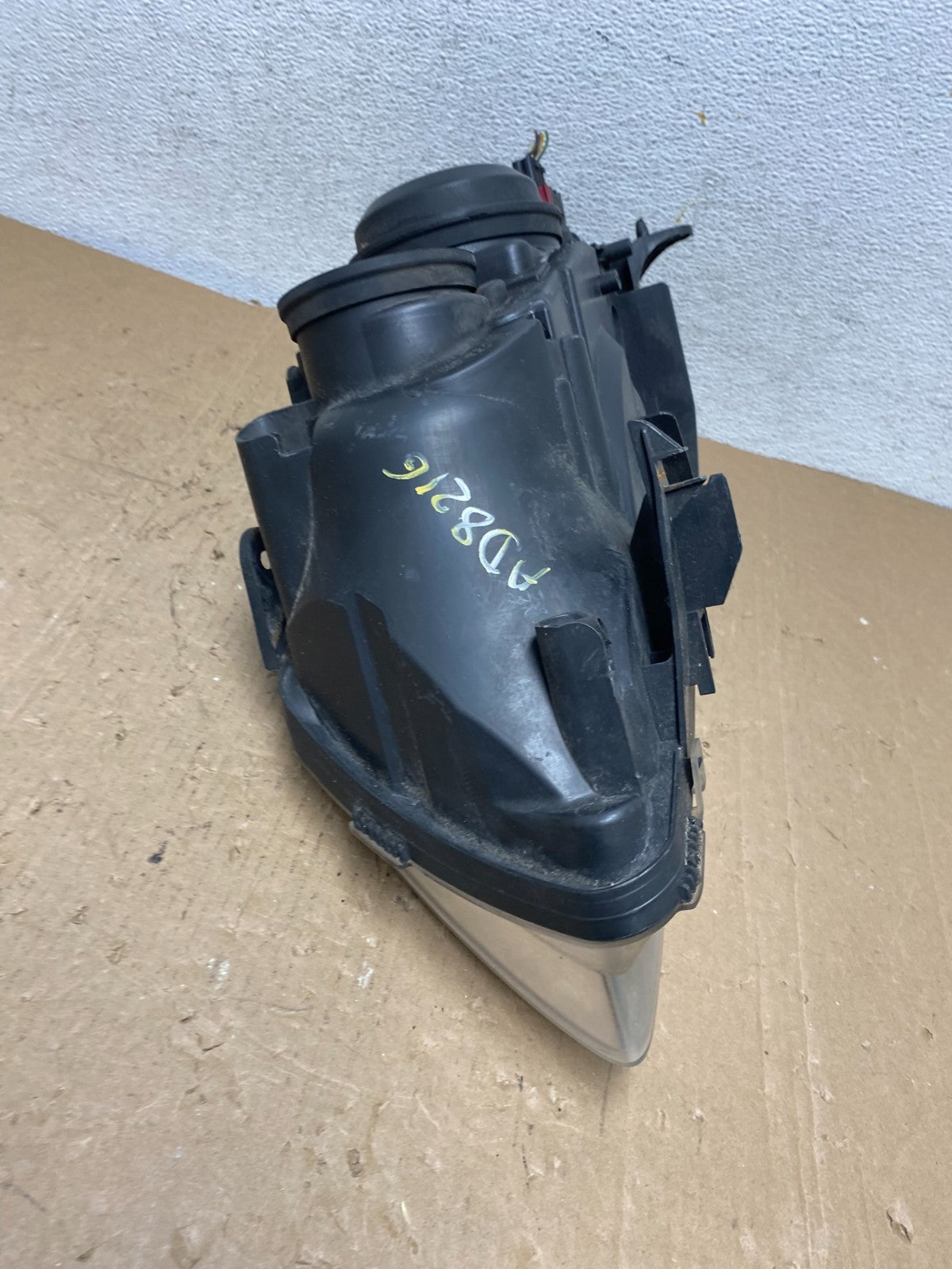 2003 - 2007 Saab 9-3 Right Passenger Headlight Halogen AD8216 DW8