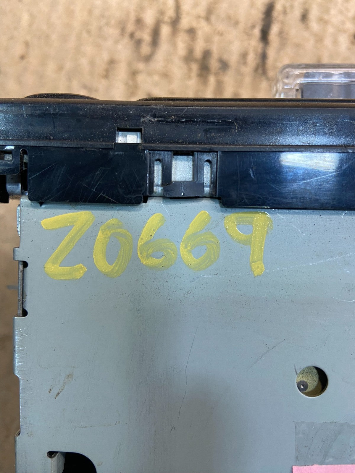 2001 2002 Toyota Rav4 Am Fm Cd Player Radio Receiver OEM Z0669 DG7
