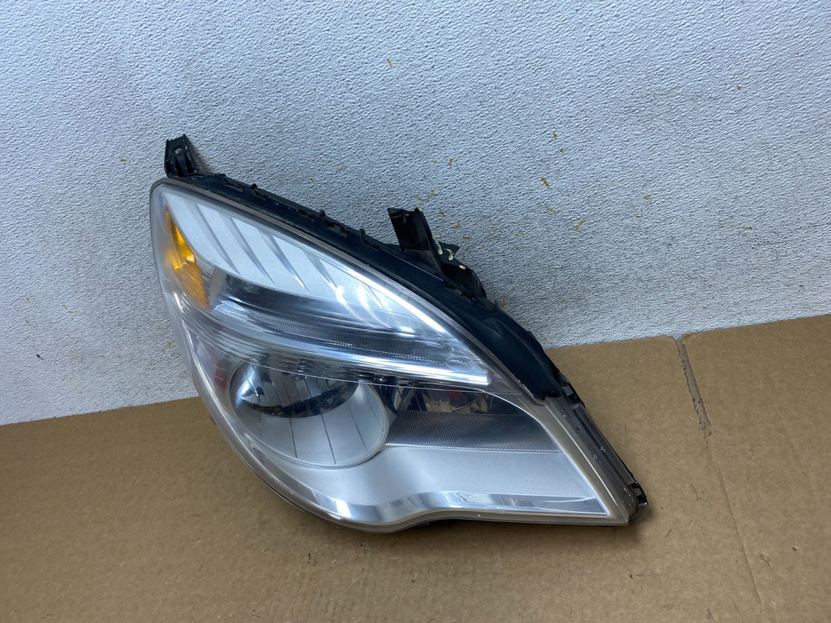 2010 - 2015 Chevrolet Equinox Halogen Headlight Right Passenger TYC AI2621 DW1
