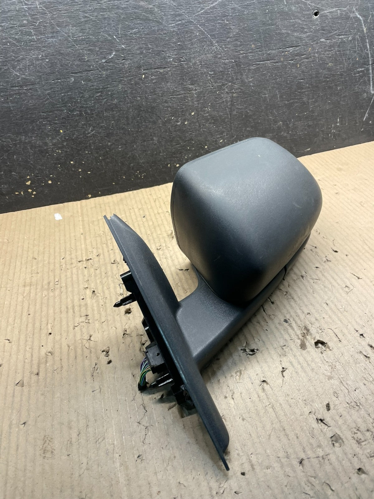 2020 to 2023 Ford Explorer Left Driver LH Side View Door Mirror OEM X0873 MS1