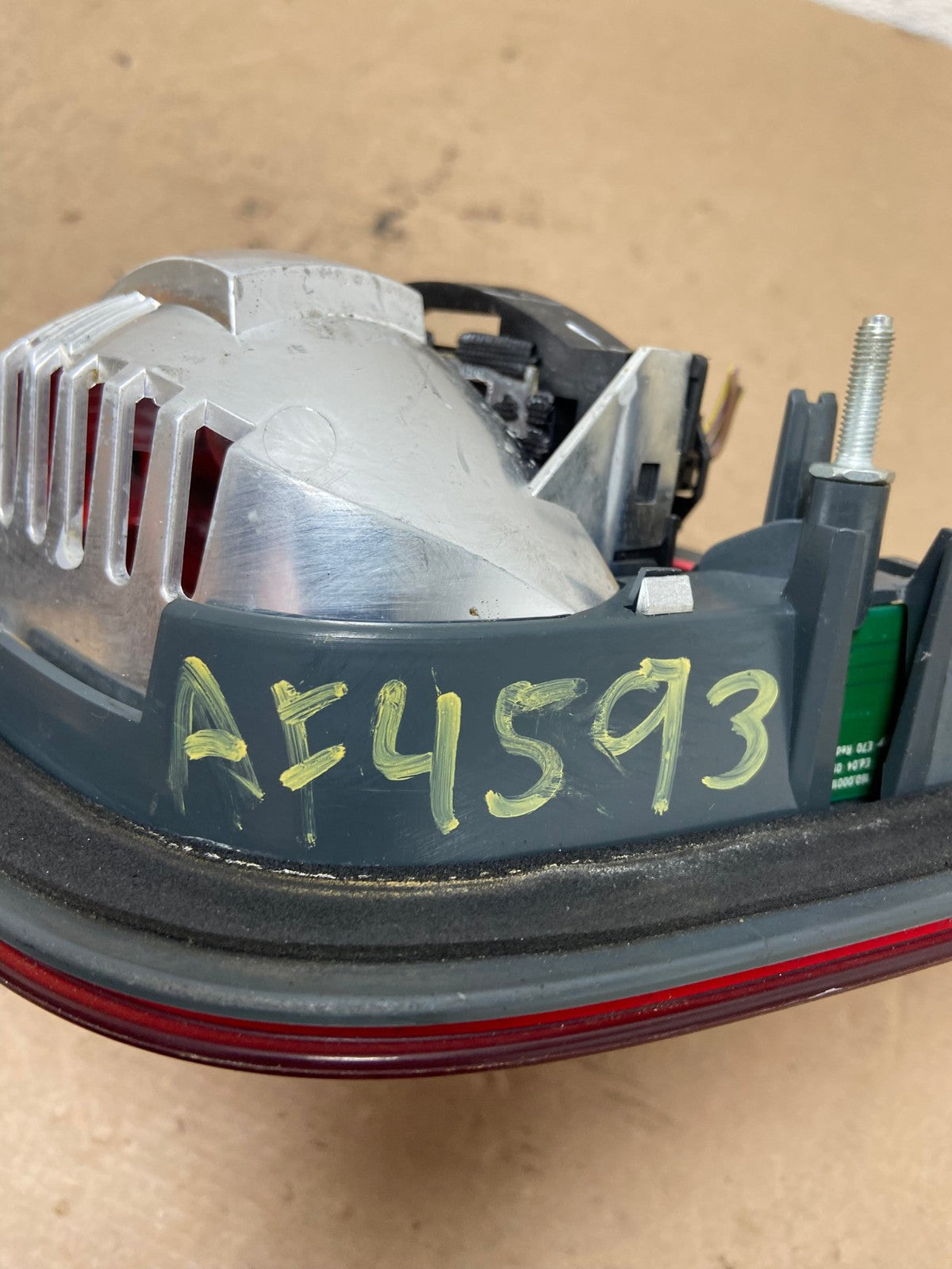2011 2012 2013 Bmw X5 E70 Right Passenger RH Side Inner Tail Light AF4593 LK7