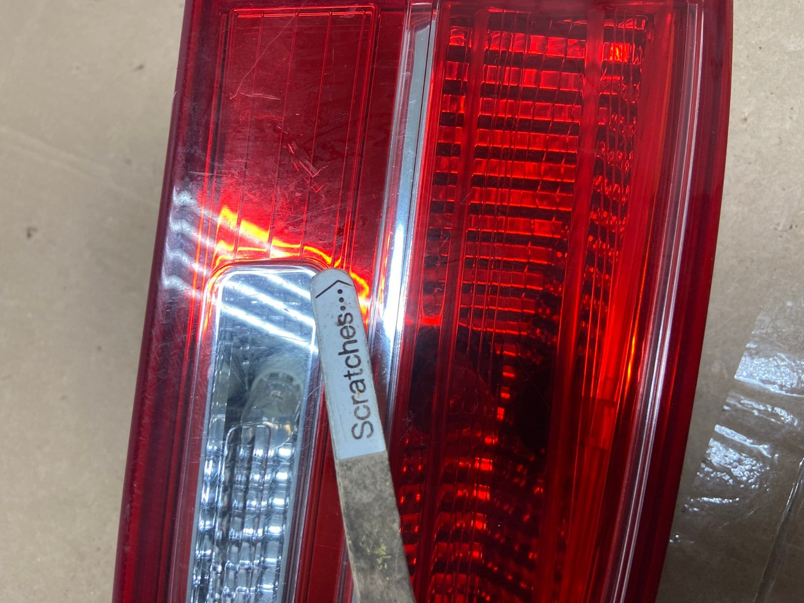 2013-2016 Hyundai Santa Fe Sport Left Driver LH Inner Tail Light AE4897 LK3