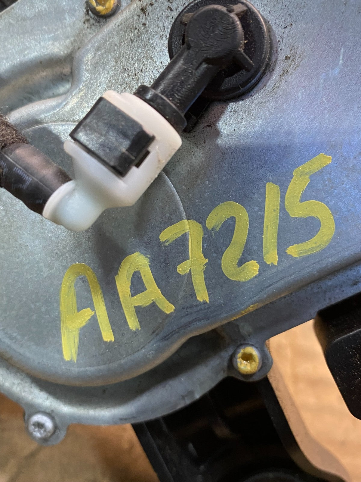 2011 to 2016 Volkswagen Tiguan Rear Window Wiper Motor aa7215  DG7