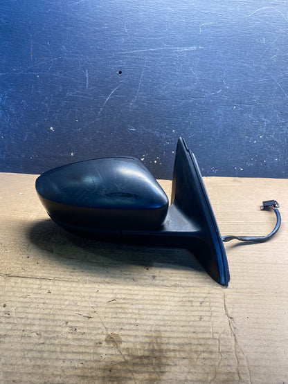 2011-2016 Volkswagen Jetta Sedan Right Passenger Side View Door Mirror AA5717 MS0