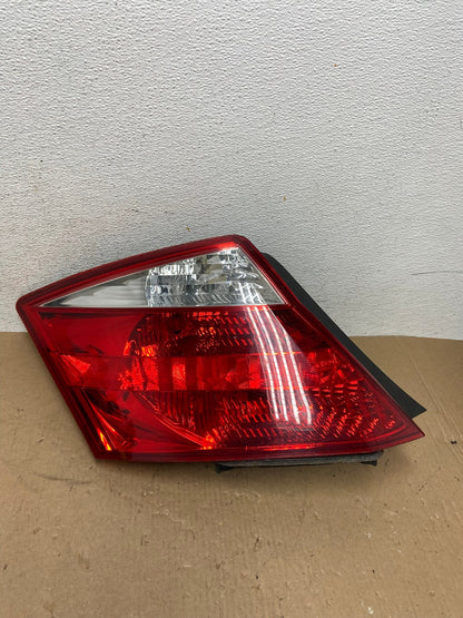 2008 to 2010 Honda Accord Coupe Left Driver LH Side Tail Light AE6528 LK0