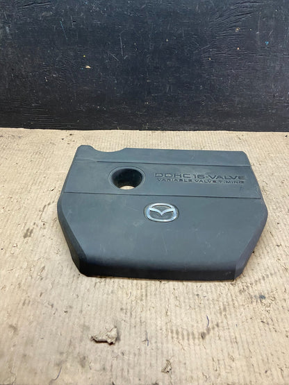 2004 to 2008 Mazda 3 DOHC 16 VALVE Engine Shield Top Cover i7900 Oem DG10