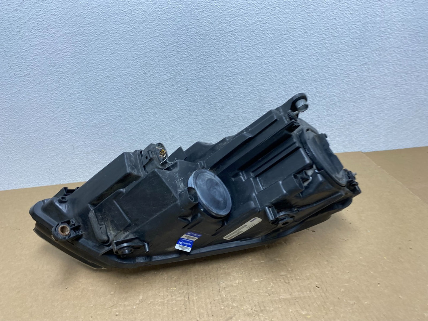 2011 to 2014 Volkswagen Jetta Left Driver LH Headlight Halogen TYC AC1299 DW4