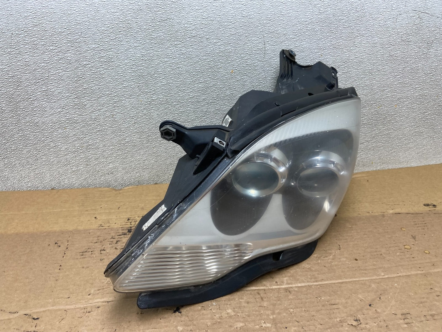 2007 to 2012 Gmc Acadia Halogen Headlight Left Driver LH Side Oem AB5327 DW2
