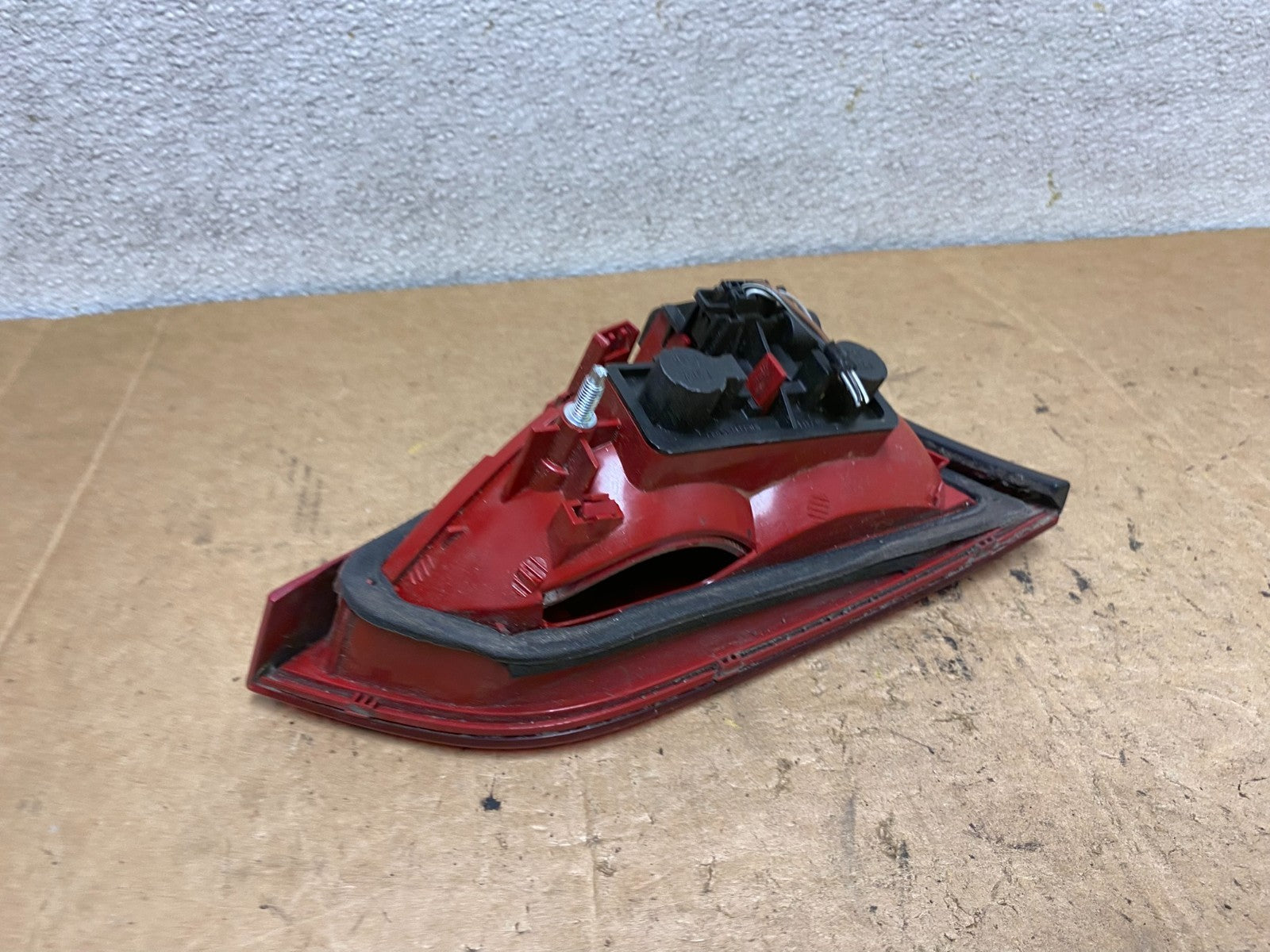 2009 to 2012 Audi A4 Sedan Right Passenger Rh Inner Tail Light T3253 DW4