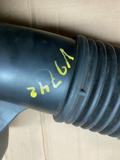 2011 - 2013 Dodge Durango 3.6L Resonator Air Intake Tube OEM  v9742 DG9