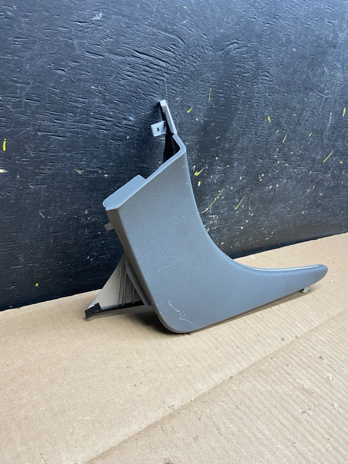 2011-2014 Hyundai Sonata Center Console Upper Left Trim Molding Bezel U6022 DG2