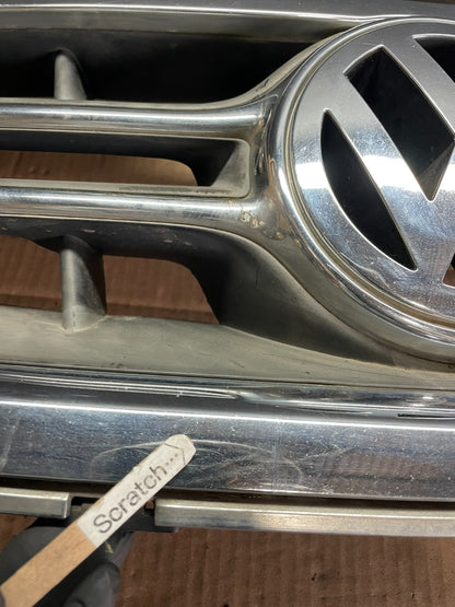 2009 to 2014 Volkswagen Routan Front Upper Grill Grille OEM AB7654 DG3