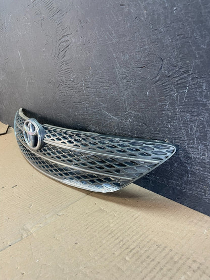 2002 2003 2004 Toyota Camry Front Upper Grill Grille AE3713 DG1