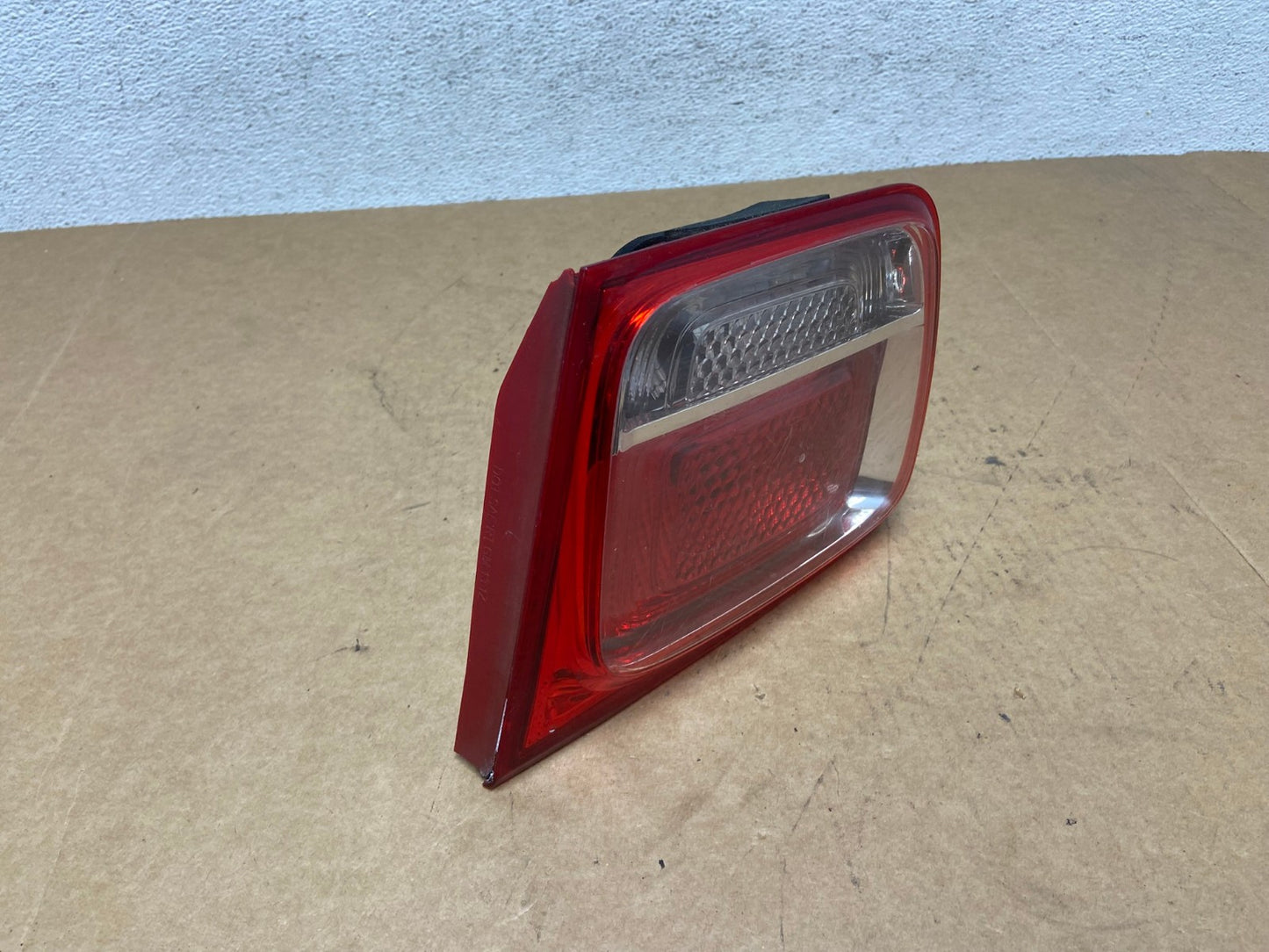 2013-2016 Chevrolet Malibu Right Passenger Rh Inner Tail Light AE2971 LK2