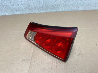 2009 - 2010 Lexus Is250 Is350 Right Passenger RH Inner Tail Light Oem w0528 DG1
