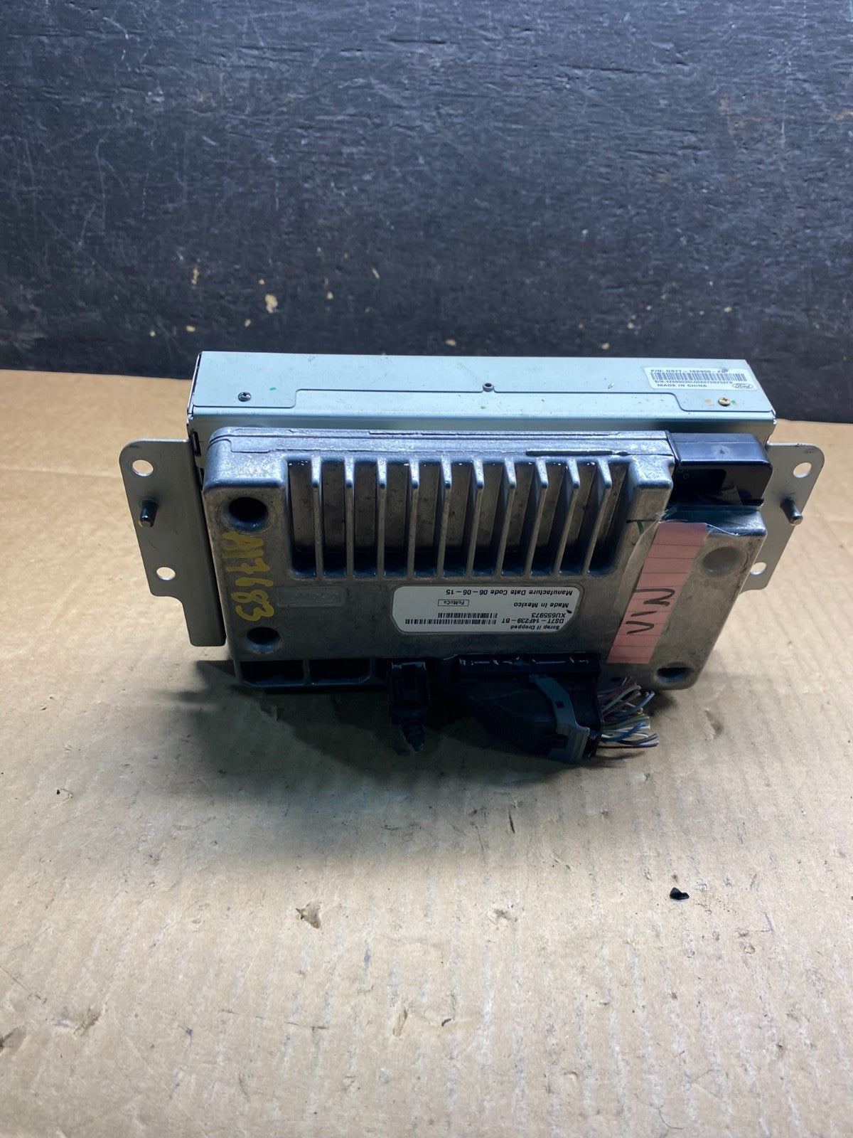 2013 to 2016 Ford Fusion Radio Information Display Screen AI7683 DG4