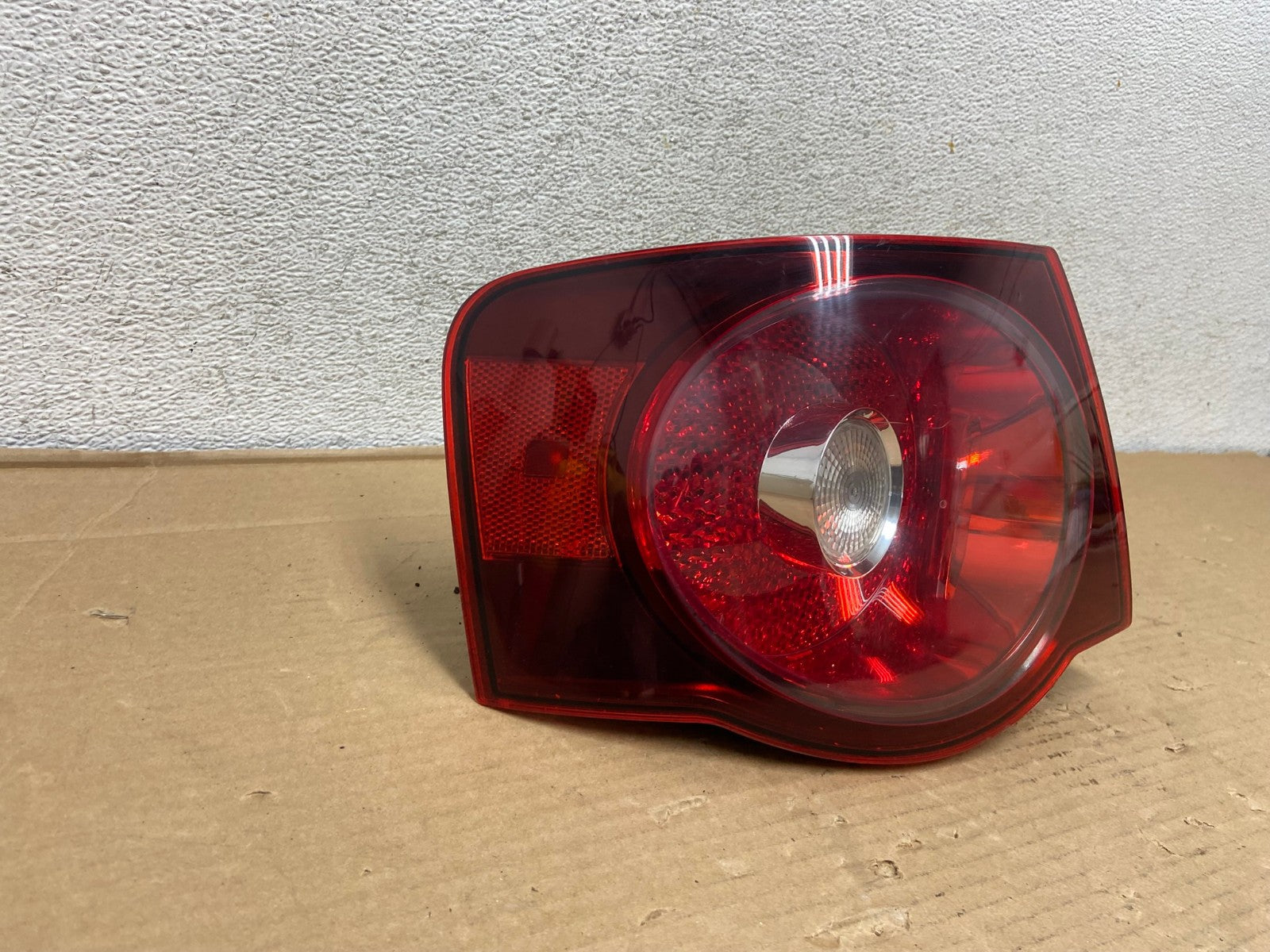 2008 2009 2010 Volkswagen Jetta Left LH Side Tail Light AG9206 LK1