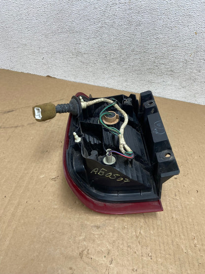 1999 to 2004 Nissan Pathfinder Right Passenger Rh Side Tail light AG0507 LK7