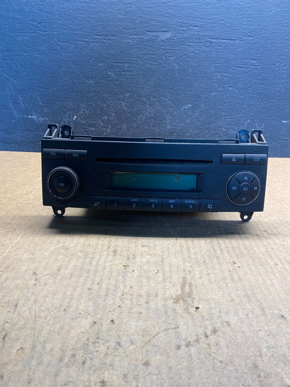 2007 2008 2009 Sprinter 2500 3500 AM FM Radio Single CD Disc Player ac6961 DG0