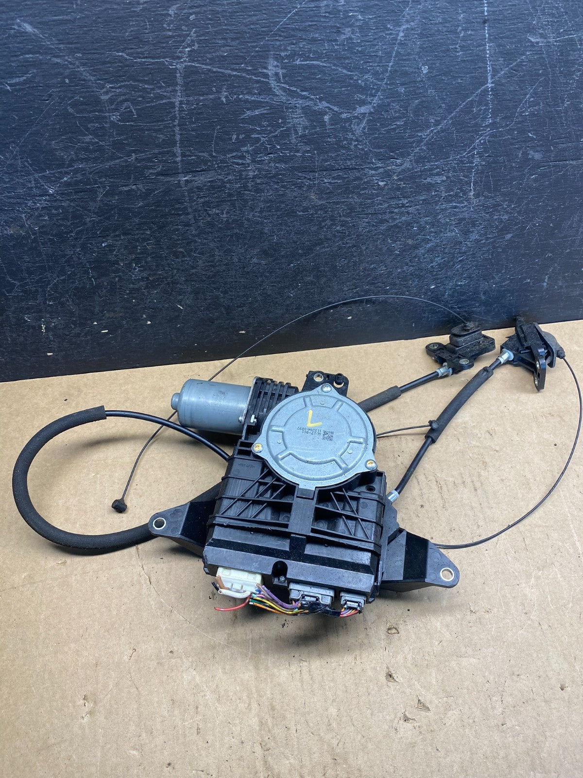 2011-2017 Honda Odyssey Rear Left Passenger Power Sliding Door Motor ag9623 DG3