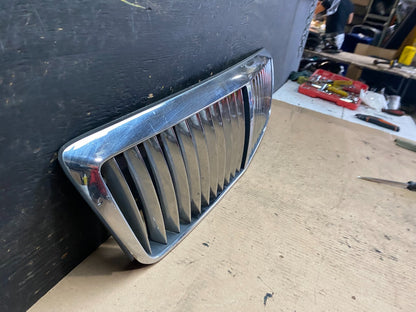 2002 to 2005 Hyundai XG350 Front Upper Grill Grille W/Emblem T0022 DG2