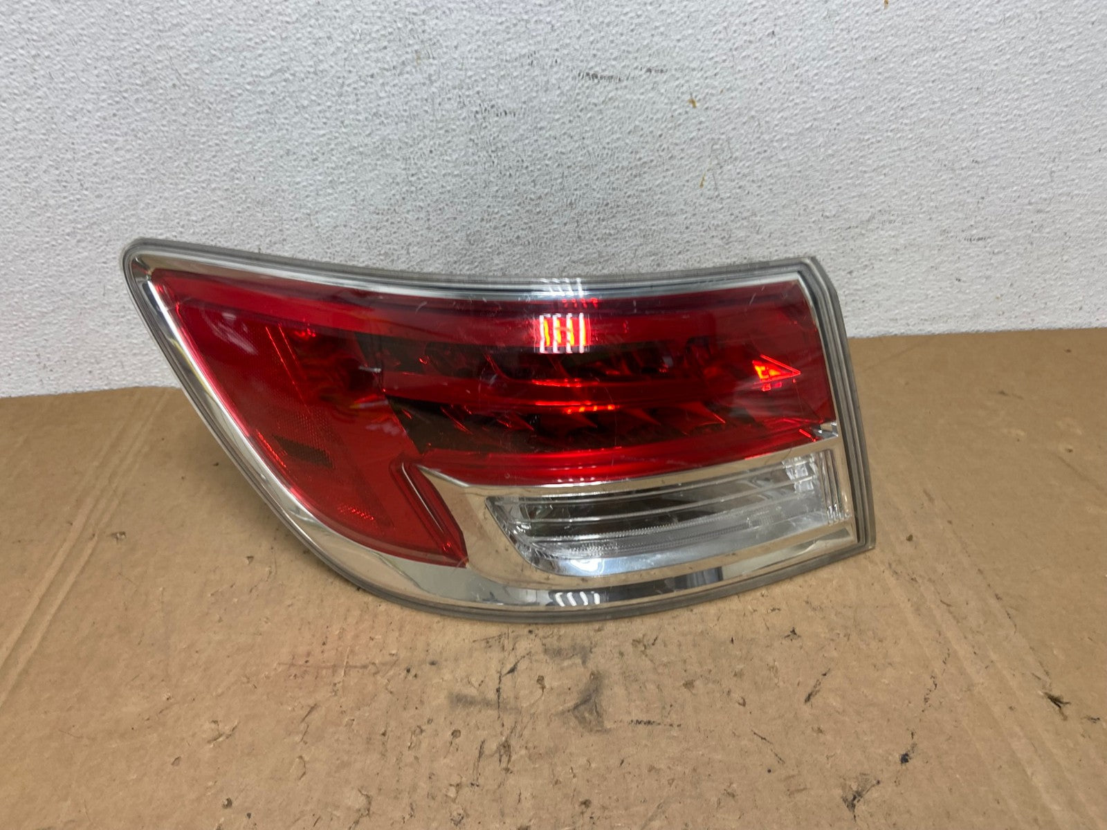 2007 - 2009 Mazda CX-9 Tail Light Left Driver LH Side AD3041 LK0