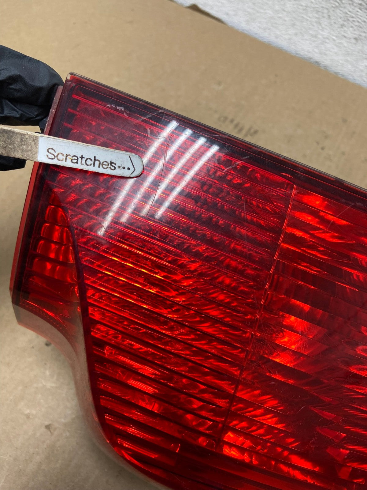 2001 - 2004 Volvo Xc70 V70 Left Driver LH Side Tail Light AF7444 LK3