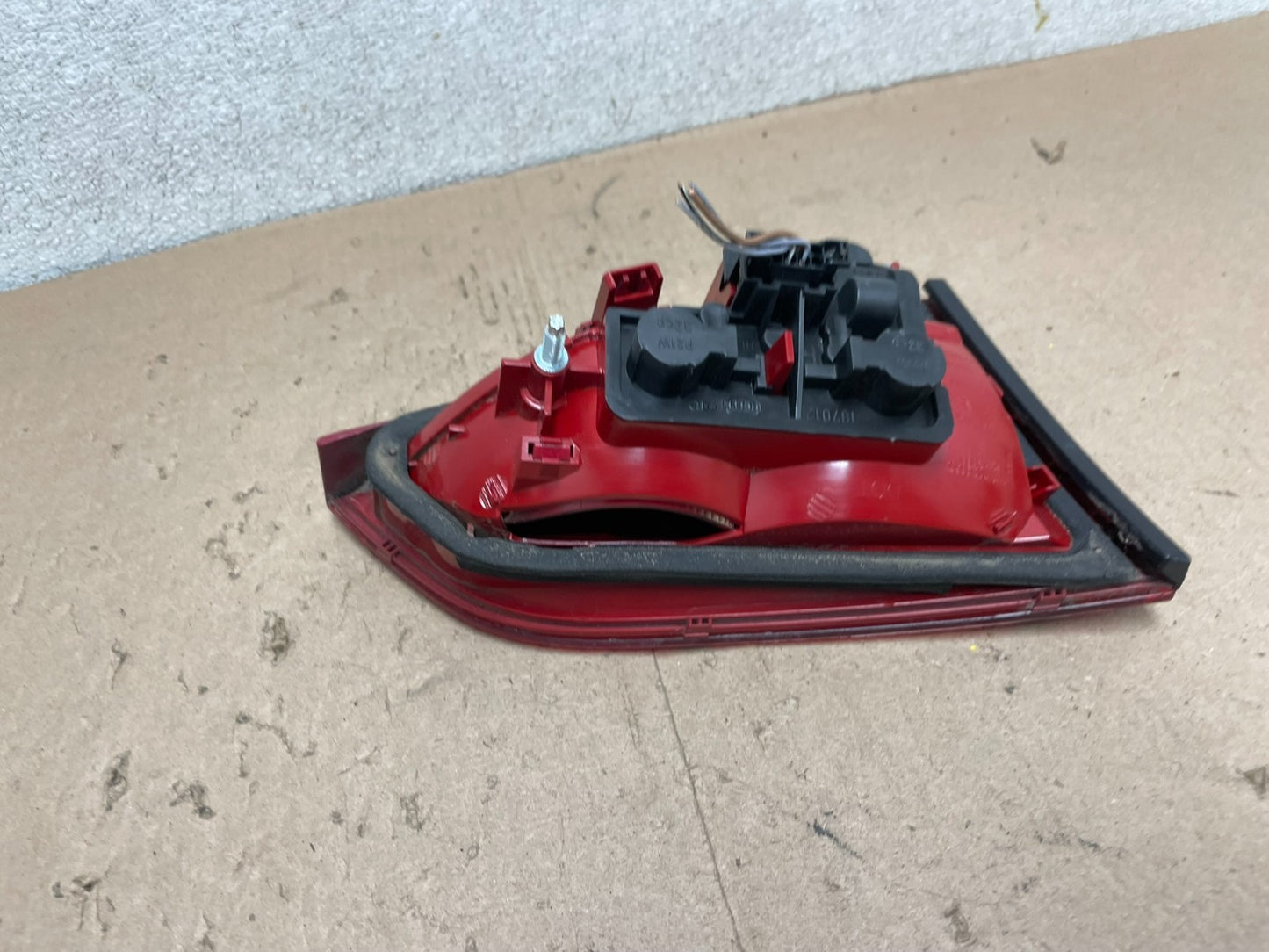 2009 2010 2011 2012 Audi A4 Sedan Right Passenger Inner Tail Light Oem Q4636 DW8