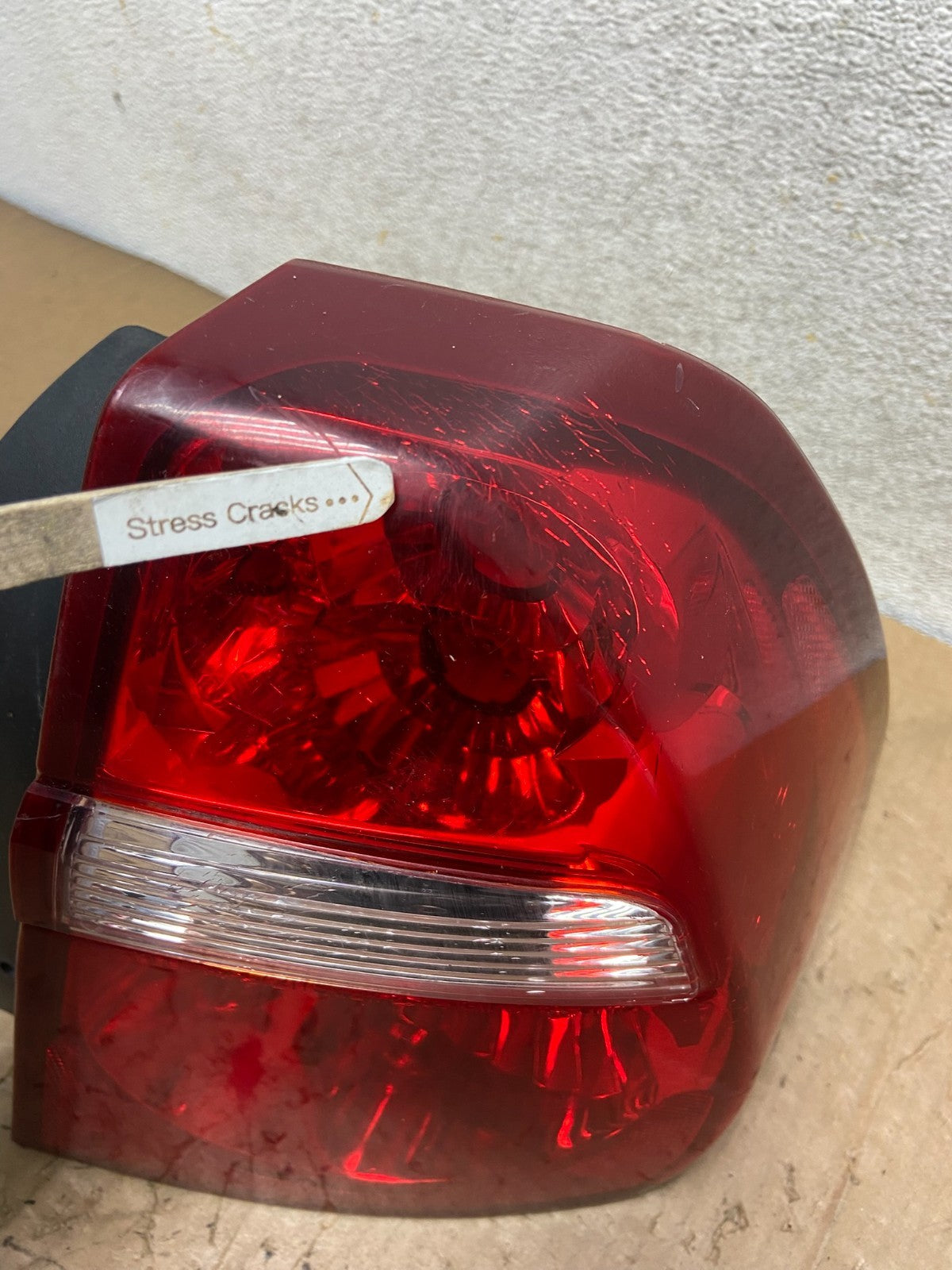 2004 to 2008 Chevrolet Malibu Right Passenger Side Tail Light AI9353 LK4