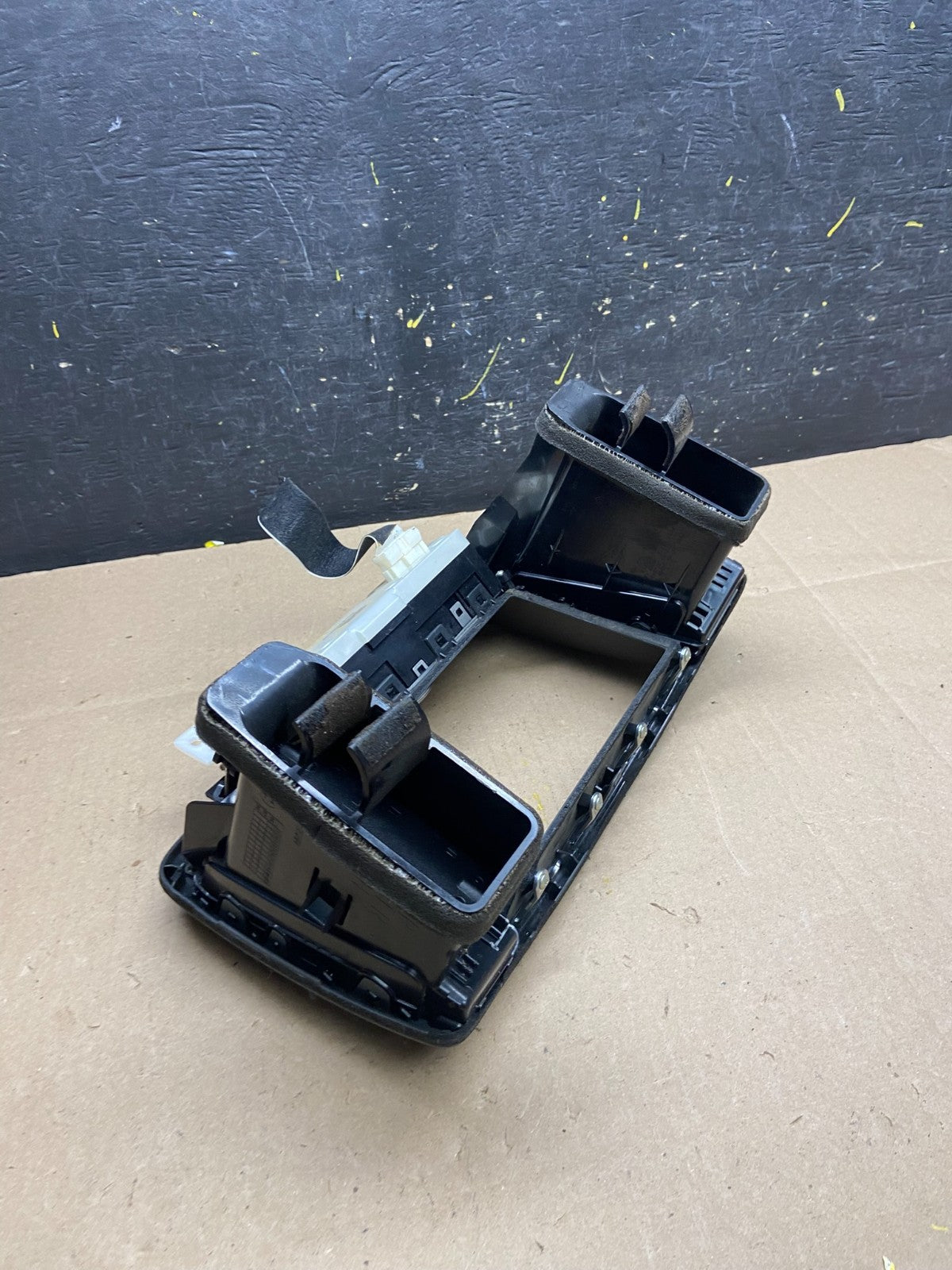 2007 - 2008 Infiniti G35 EX35 Radio Player Screen Panel Bezel t9257 DG4