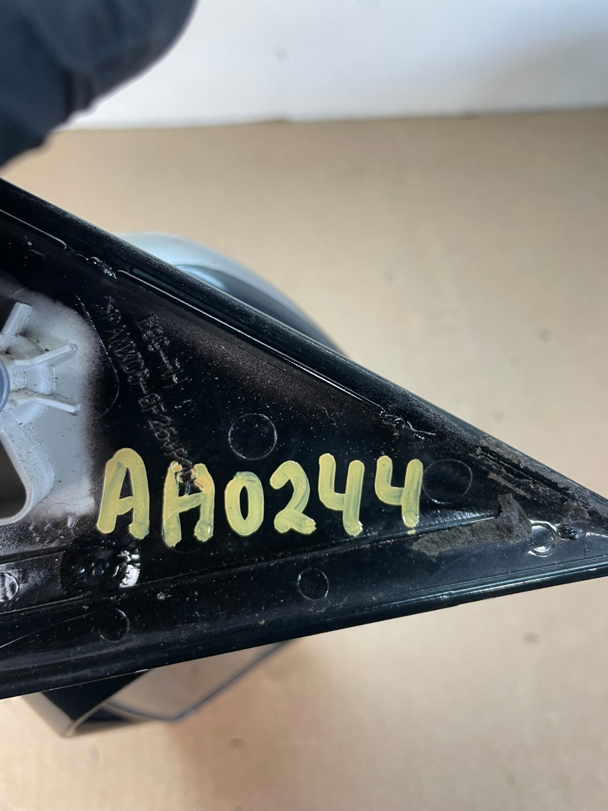 2006 to 2008 Infiniti M35 M45 Right Passenger Side View Mirror AH0244 LK11