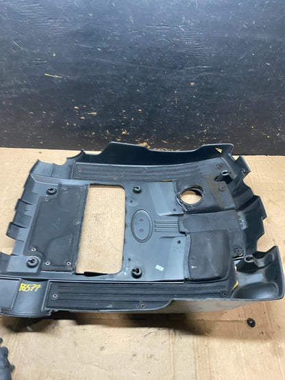 2001 to 2005 Hyundai XG350 V6 Engine Motor Cover T0429 DG6