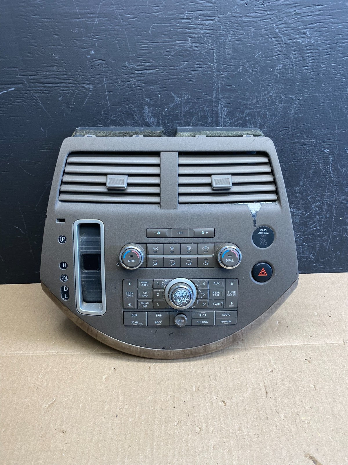 2007 to 2009 Nissan Quest Radio Shifter Climate Control Panel Bezel Oe ac6243 DG0