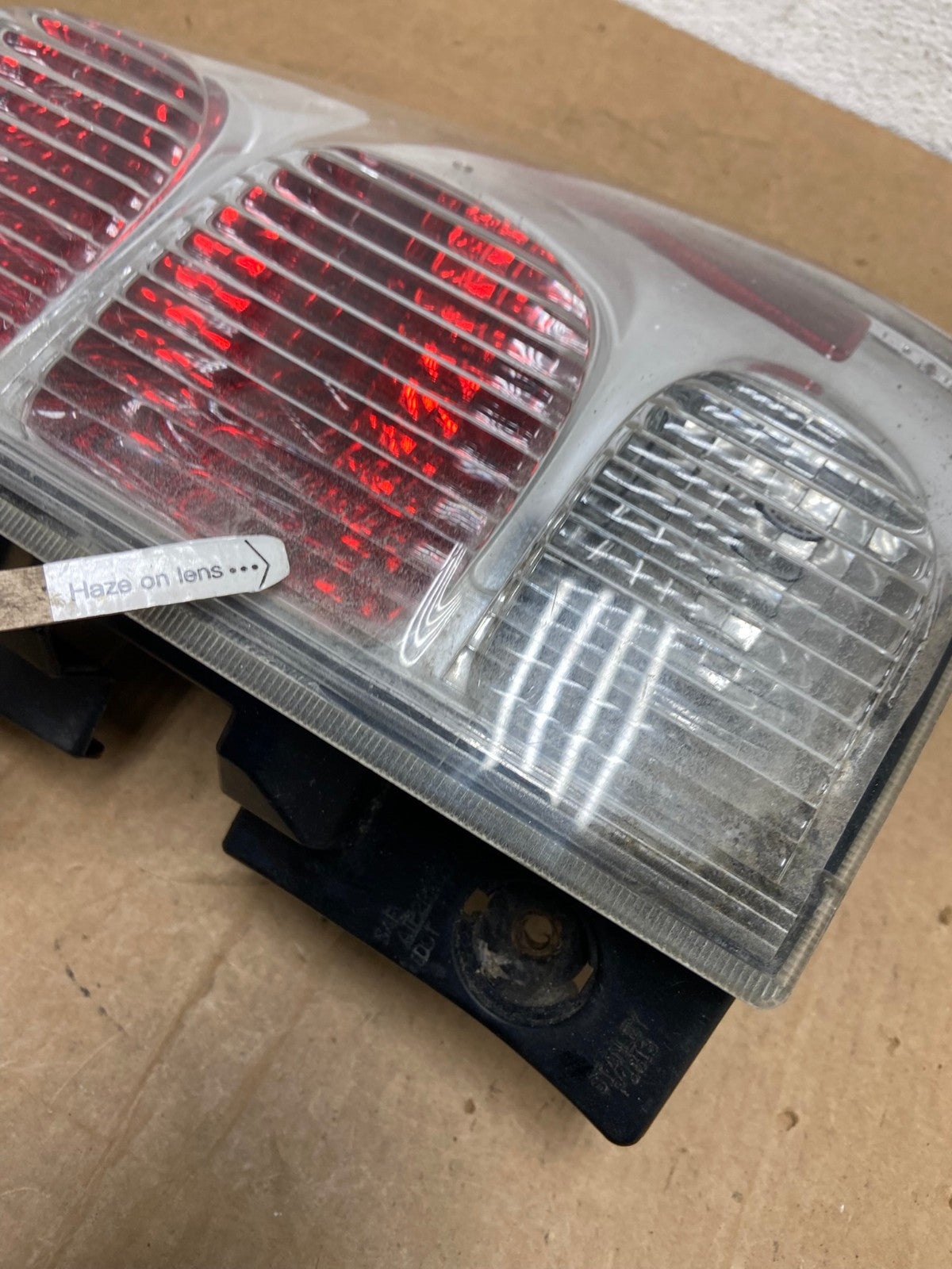 2005 to 2008 Chevrolet Equinox Right Passenger Rh Side Tail Light AD6124 LK4