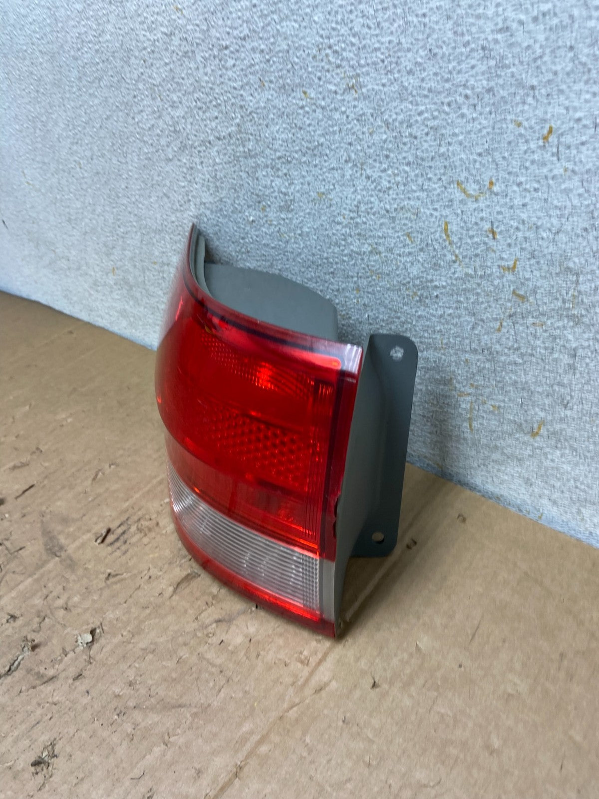 2011-2013 Jeep Grand Cherokee Left Driver Side Lh Tail Light AI9206 LK1