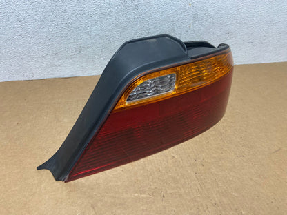1999 2000 2001 Acura TL Right Passenger Rh Side Tail Light AD4620 LK2