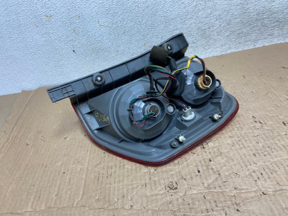 2003 2004 2005 Honda Pilot Left Driver LH Side Tail Light AI1369 LK5