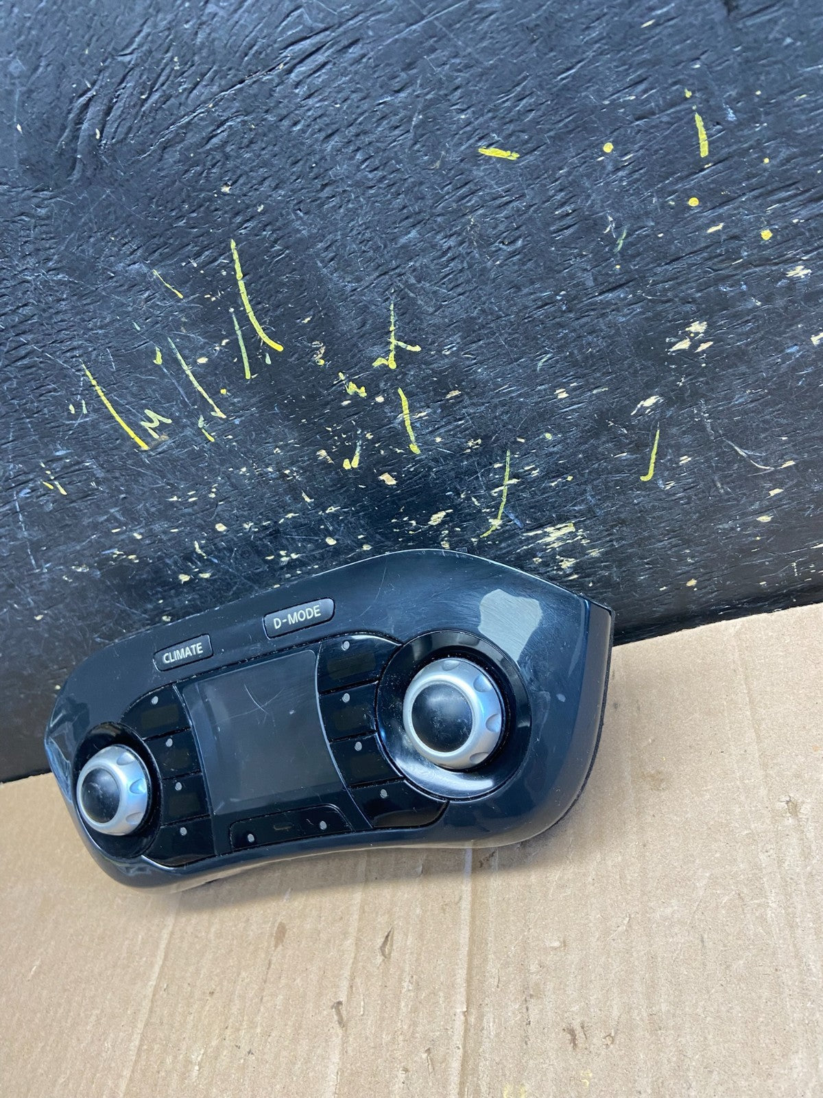 2011 to 2014 Nissan Juke  A/C Temperature Climate Control Panel OEM AA7976 DG3