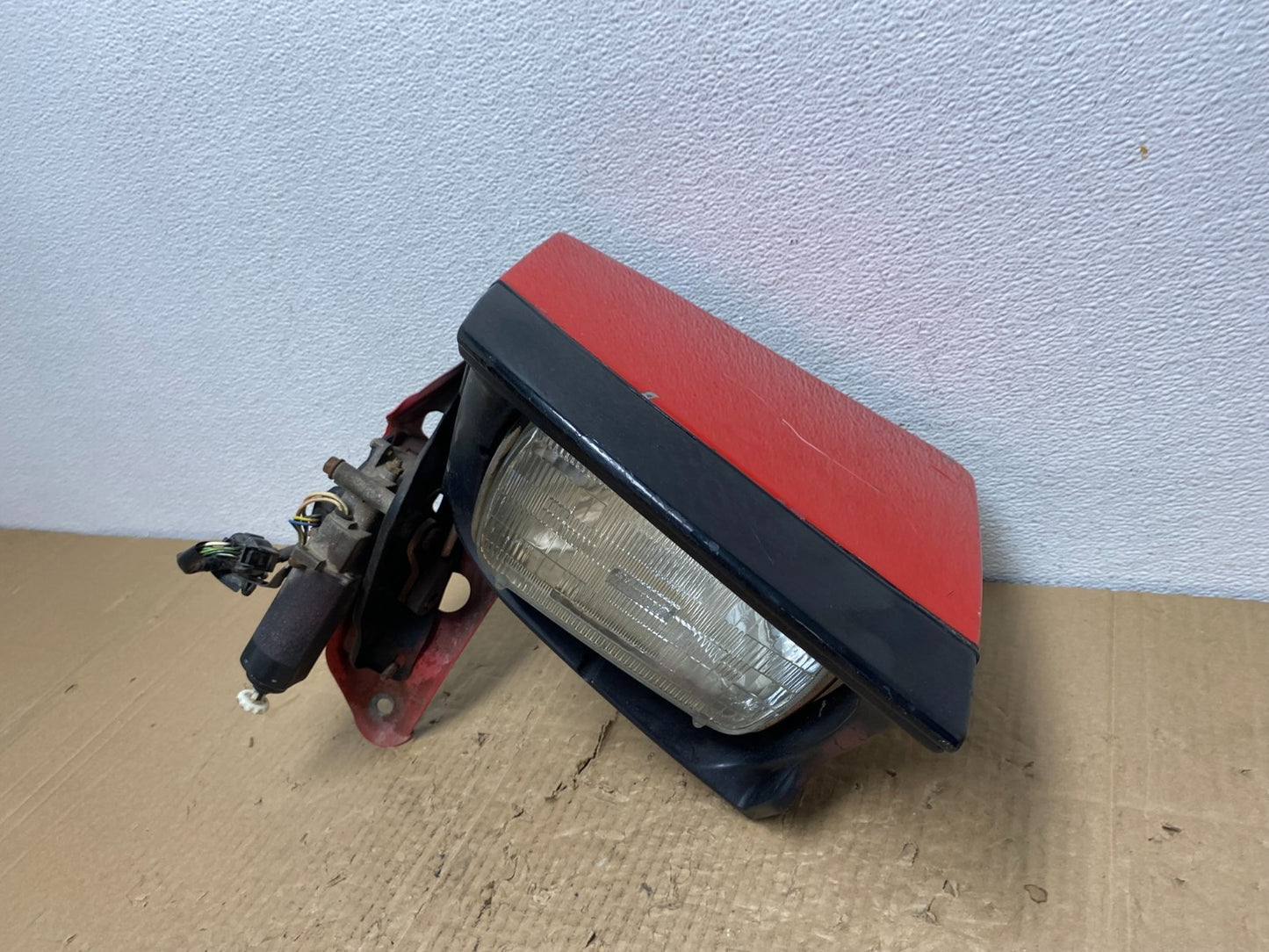 1990-1993 Toyota Celica Right Passenger Headlight Complete With Motor AC4008 DW1