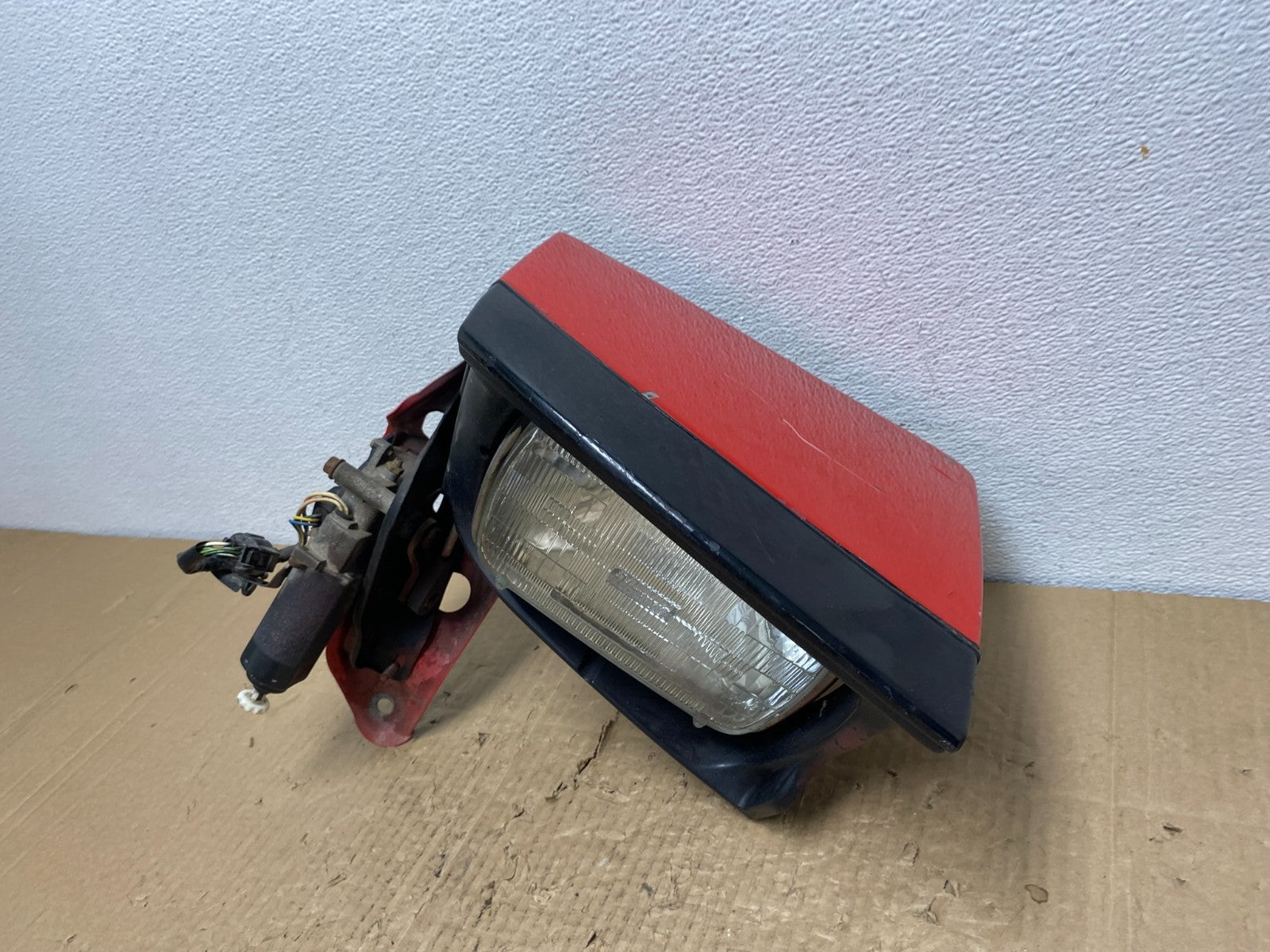 1990-1993 Toyota Celica Right Passenger Headlight Complete With Motor AC4008 DW1