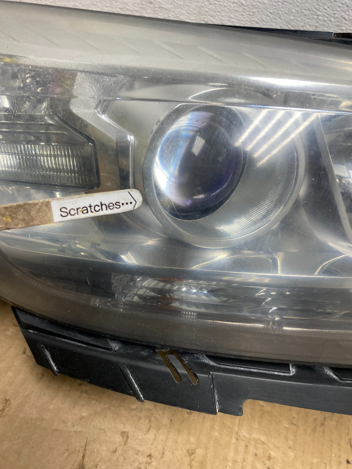 2013 - 2015 Chevrolet Malibu Projector Headlight Right Passenger AC7756 DW3