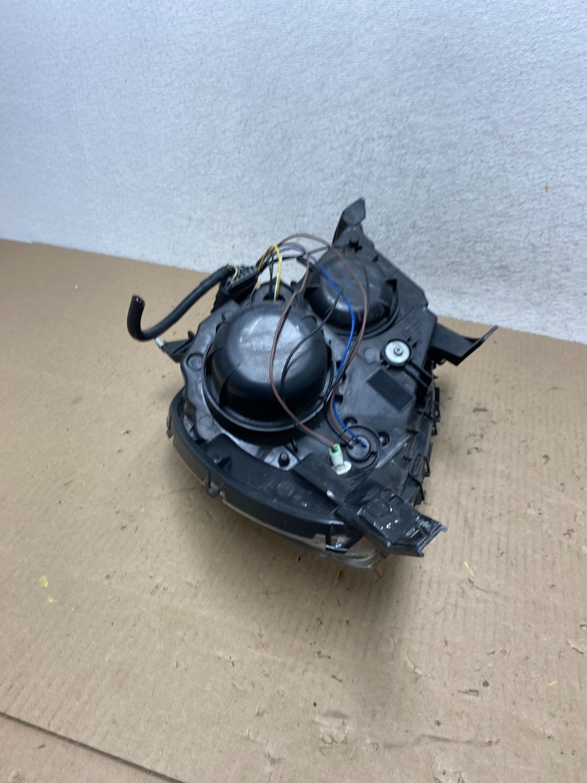 2010 - 2015 Chevrolet Equinox Halogen Headlight Right Passenger Side AG6541 DW6